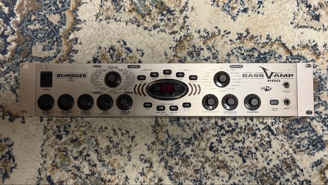 BASS V-AMP PRO Behringer ベースエフェクター