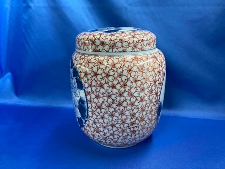 【総手書き・１点もの】有田焼　骨壷　桜と牡丹　6寸