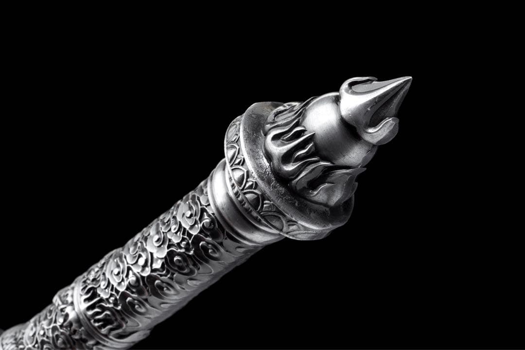 新品未使用】『龍淵戦剣』 模造刀 居合刀 武具 手鍛造打 - メルカリ