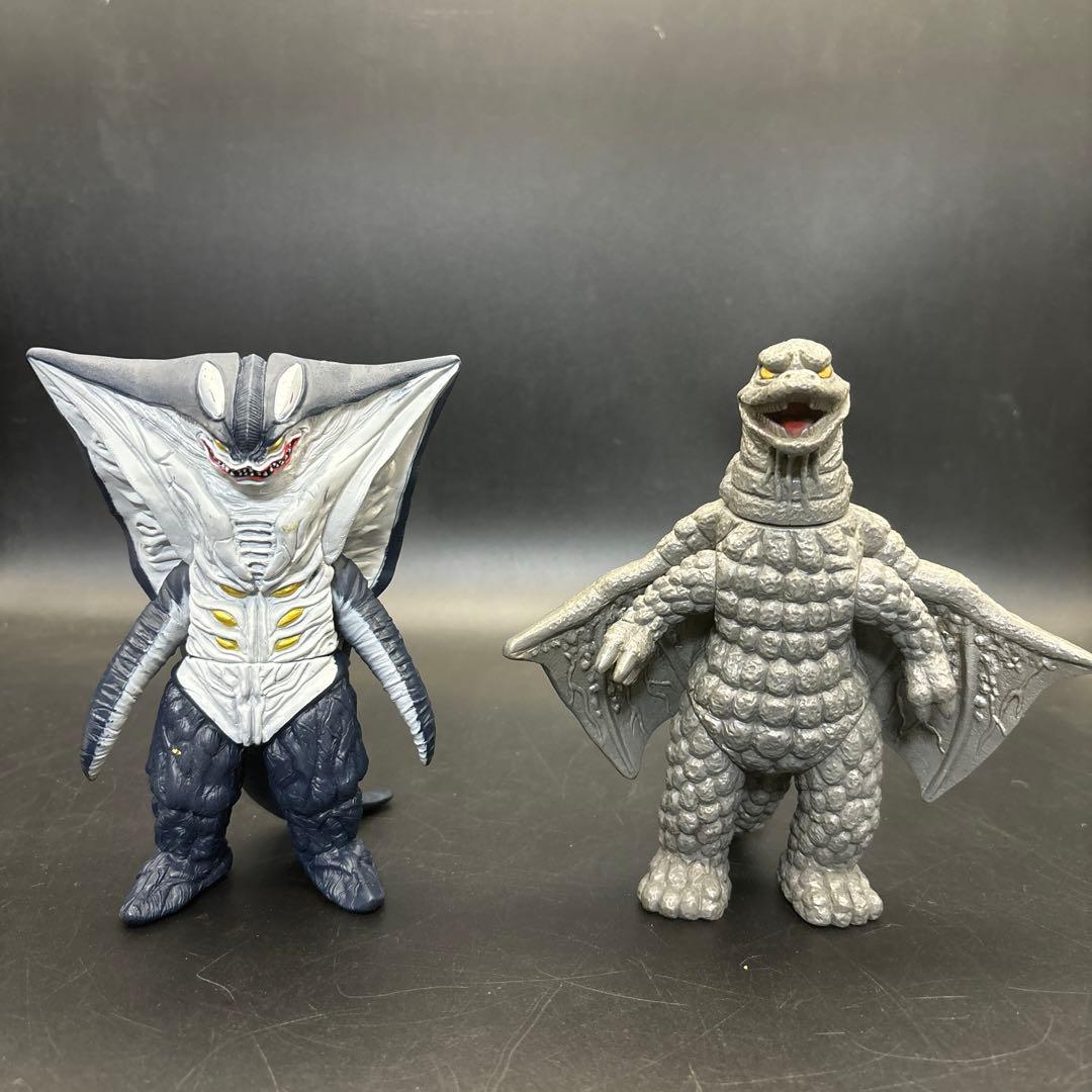 ウルトラ怪獣シリーズソフビ/ガゾート・ギコギラー - メルカリ