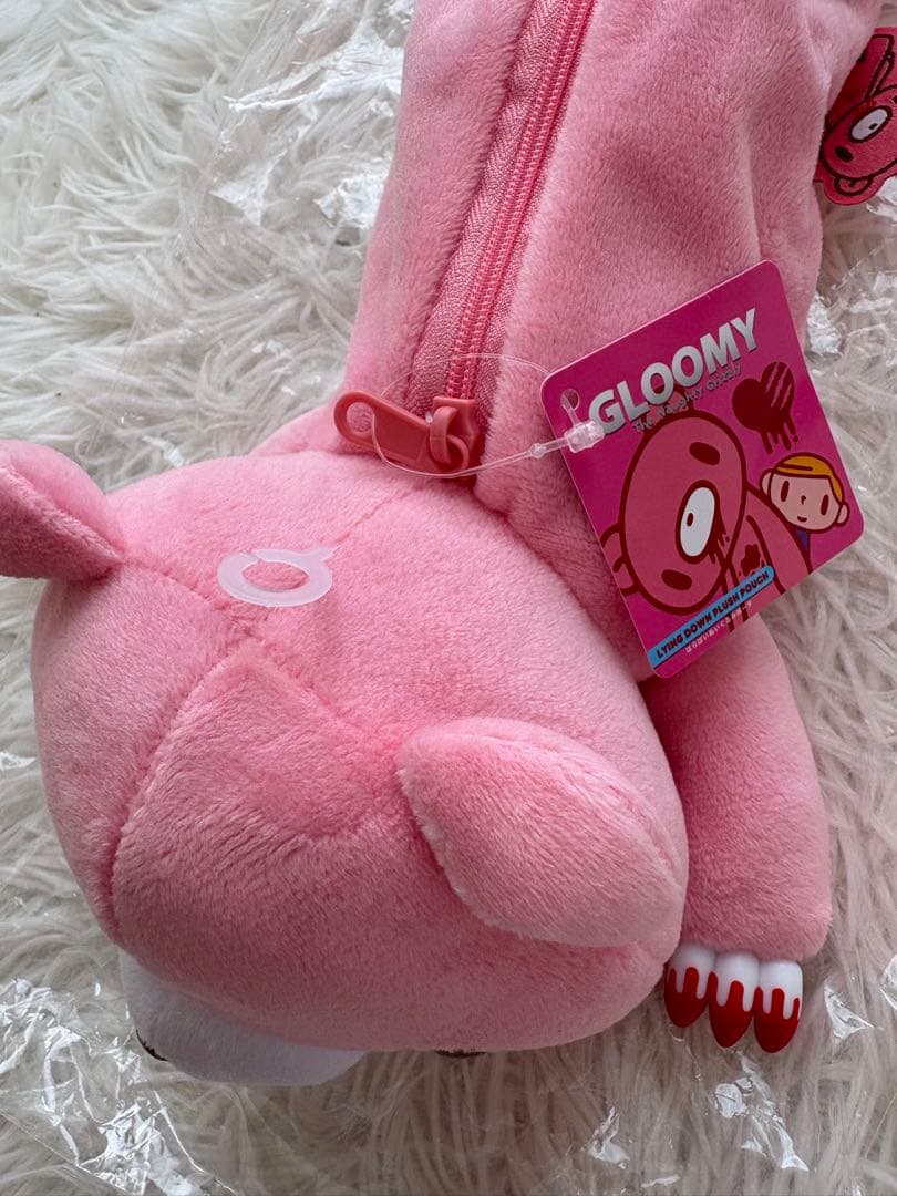 GLOOMY グルーミーはらばいぬいぐるみペンポーチ - メルカリ