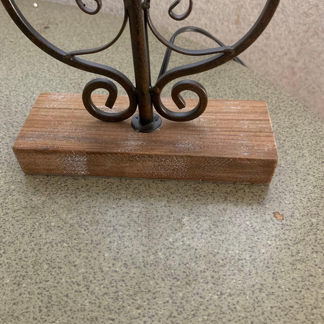 アンティーク　木に電気スタンド