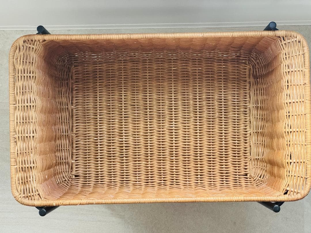 IDEE イデー WALLABY BASKET STAND ブラック