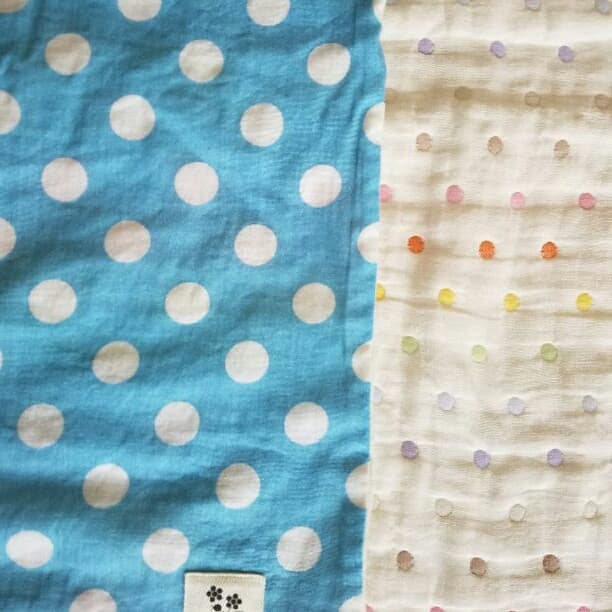 70*100☆水色×カラフルドット☆ガーゼケット