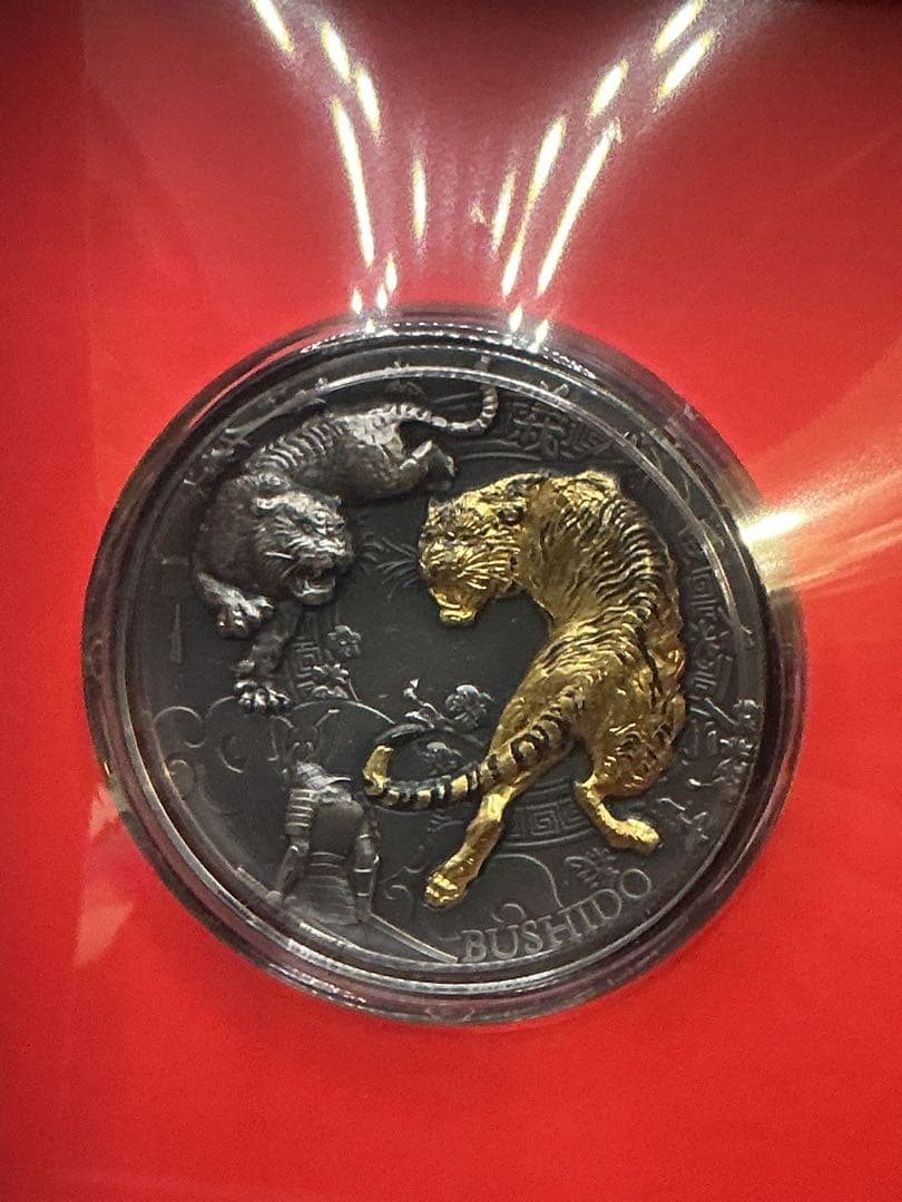 2021年ニウエ 武士道（Bushido）金メッキ付2オンス銀貨