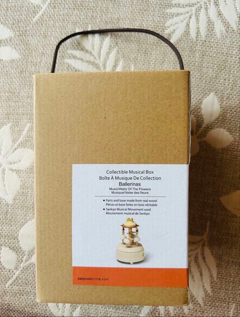 新品箱入り、コレクティブルミュージックボックス 動くバレリーナ木製オルゴール