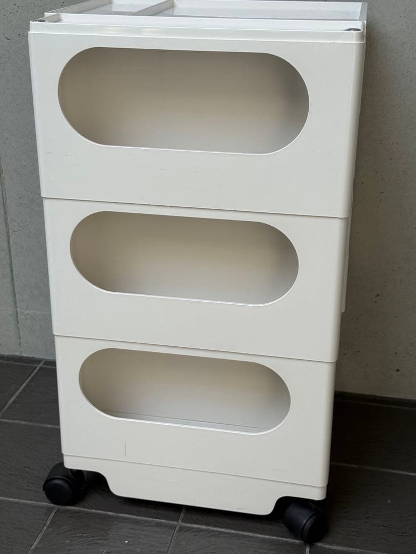 【正規品】 ボビーワゴン　3段4トレイ ホワイト　刻印