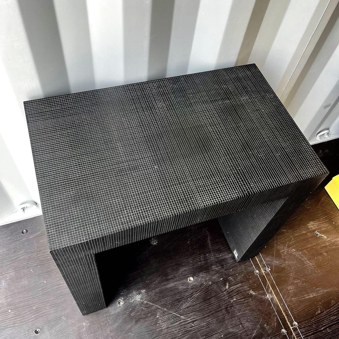 取付無料！アルマーニカーザ ブラックタイル調サイドテーブル 花台✨