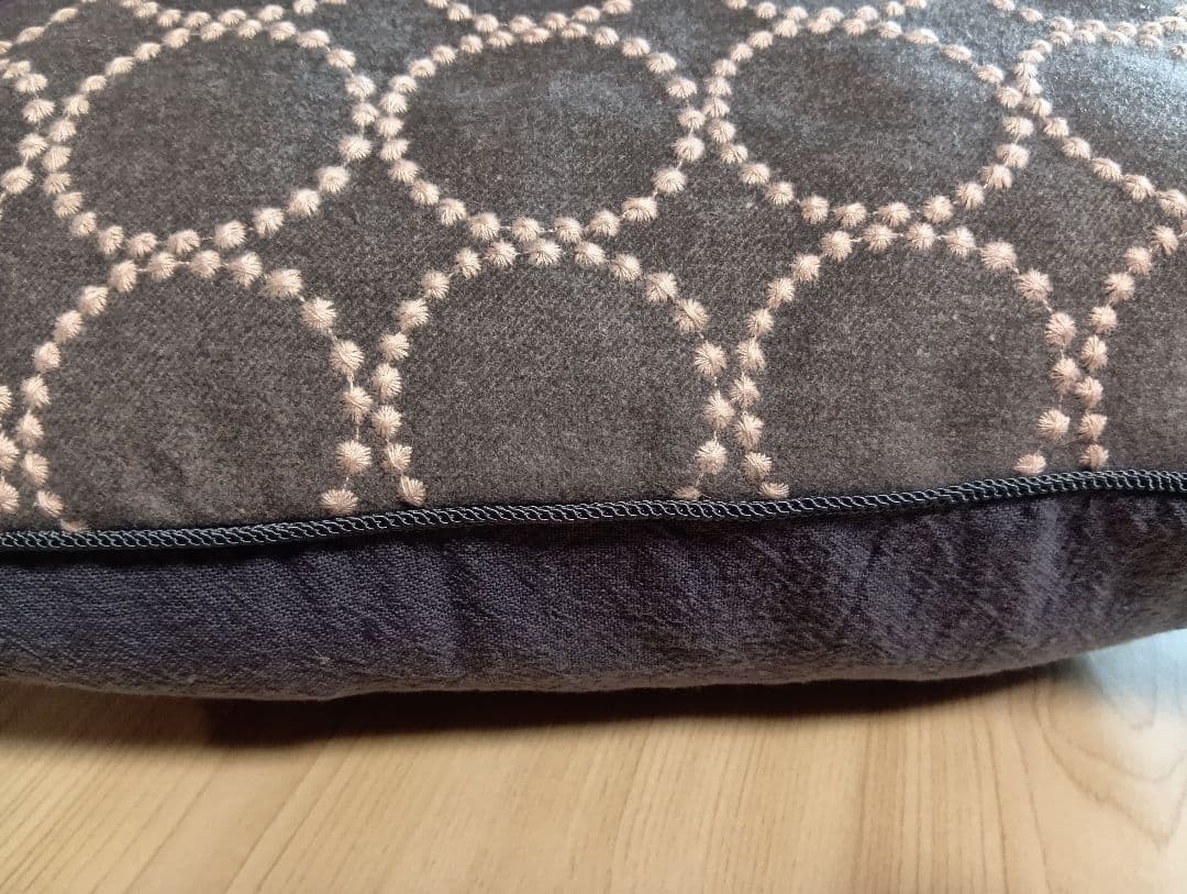 KAZKAZ❤パイピングクッションカバー❤black＆grey