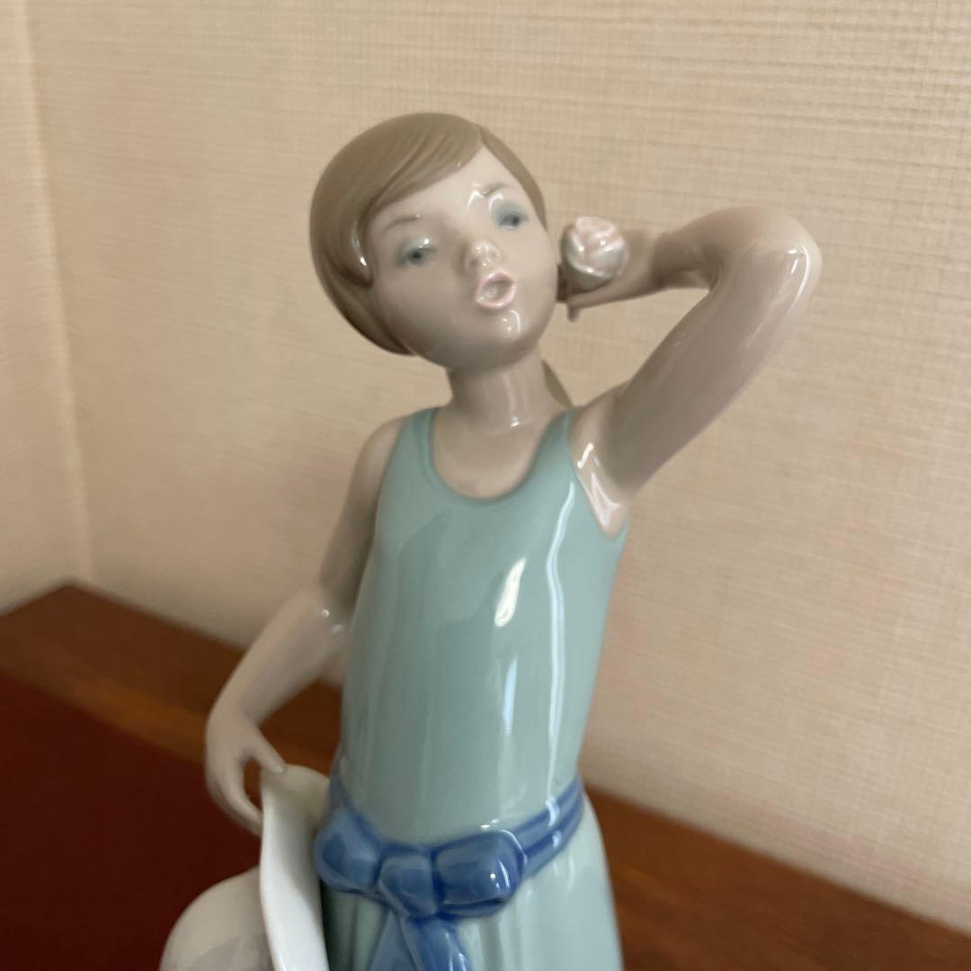 リヤドロ　なびかせて/若草色の少女/5010