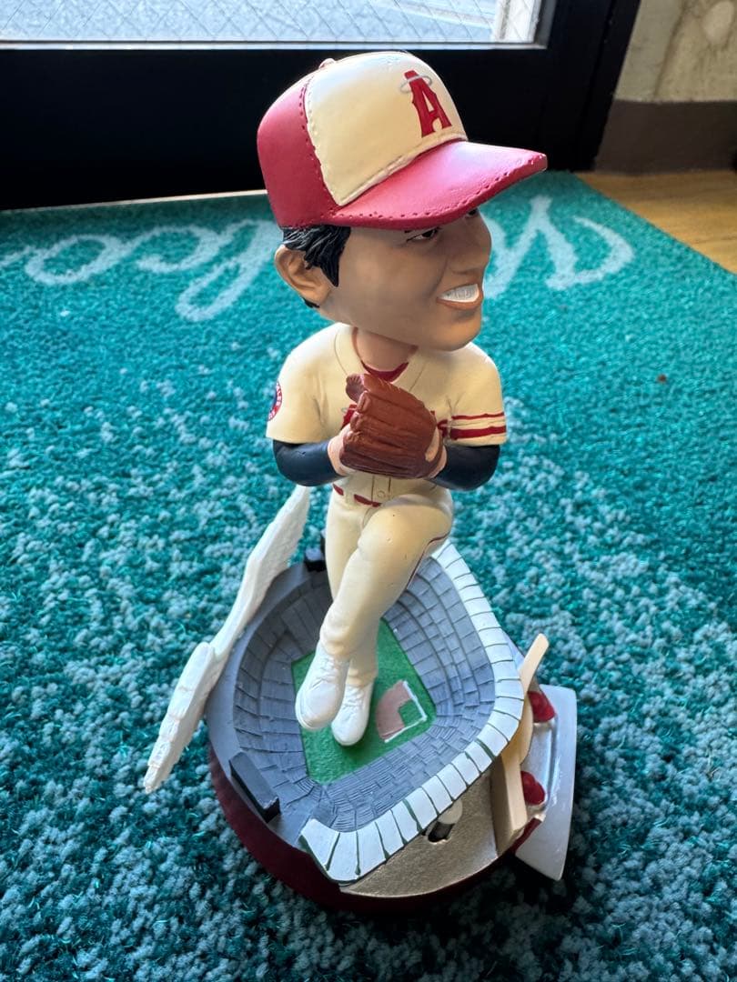 2000個限定 大谷翔平ボブルヘッド人形 2024年