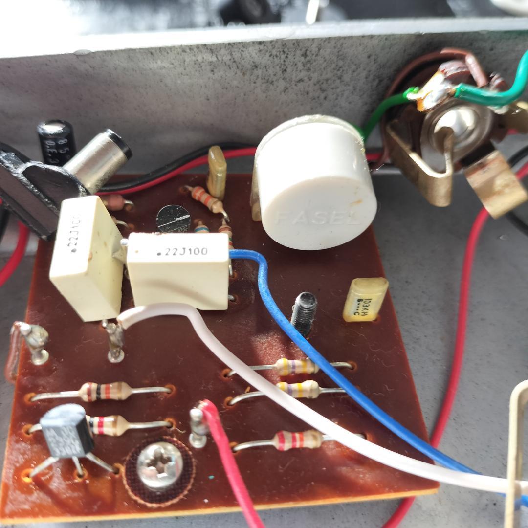 Jen cry baby SUPER 250.422（白FASEL） - メルカリ