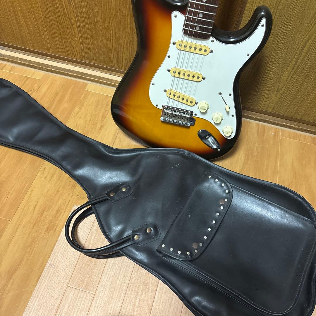 y*0様 Squier SST-33 ストラトフジケン製 Lシリアル1991年 - メルカリ