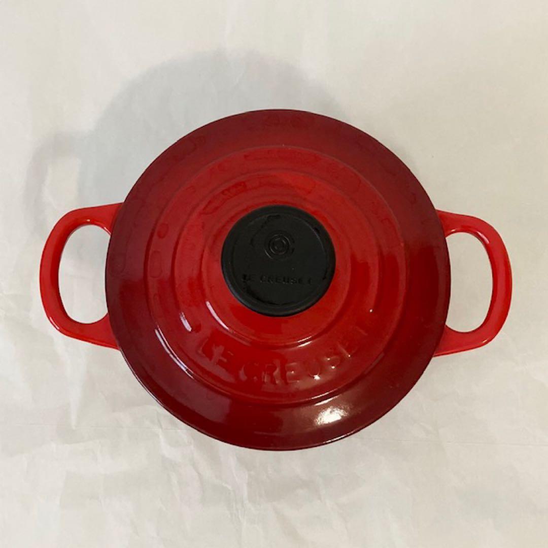 Le Creuset 両手鍋 14 ココットロンドチェリーレッド　鋳鉄　ホーロー