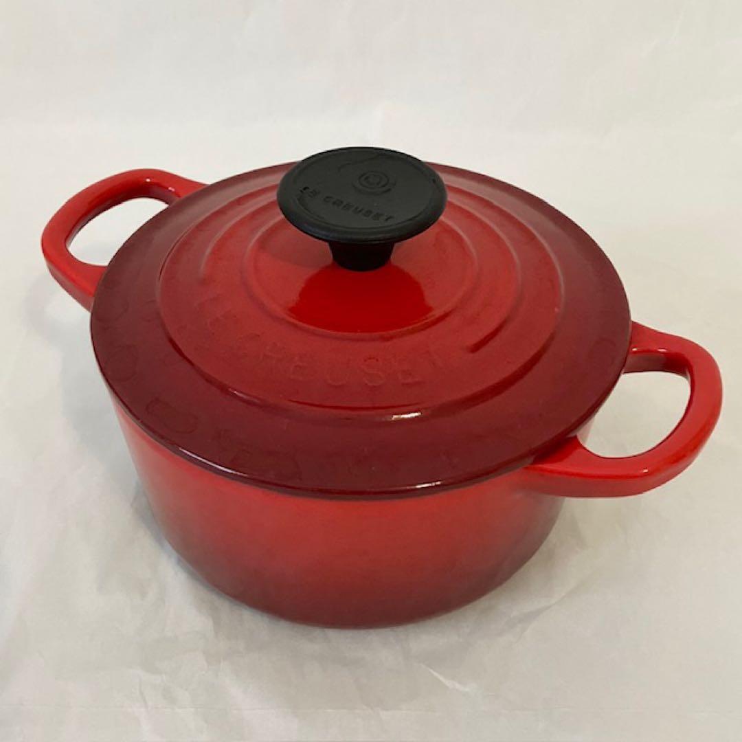 Le Creuset 両手鍋 14 ココットロンドチェリーレッド　鋳鉄　ホーロー