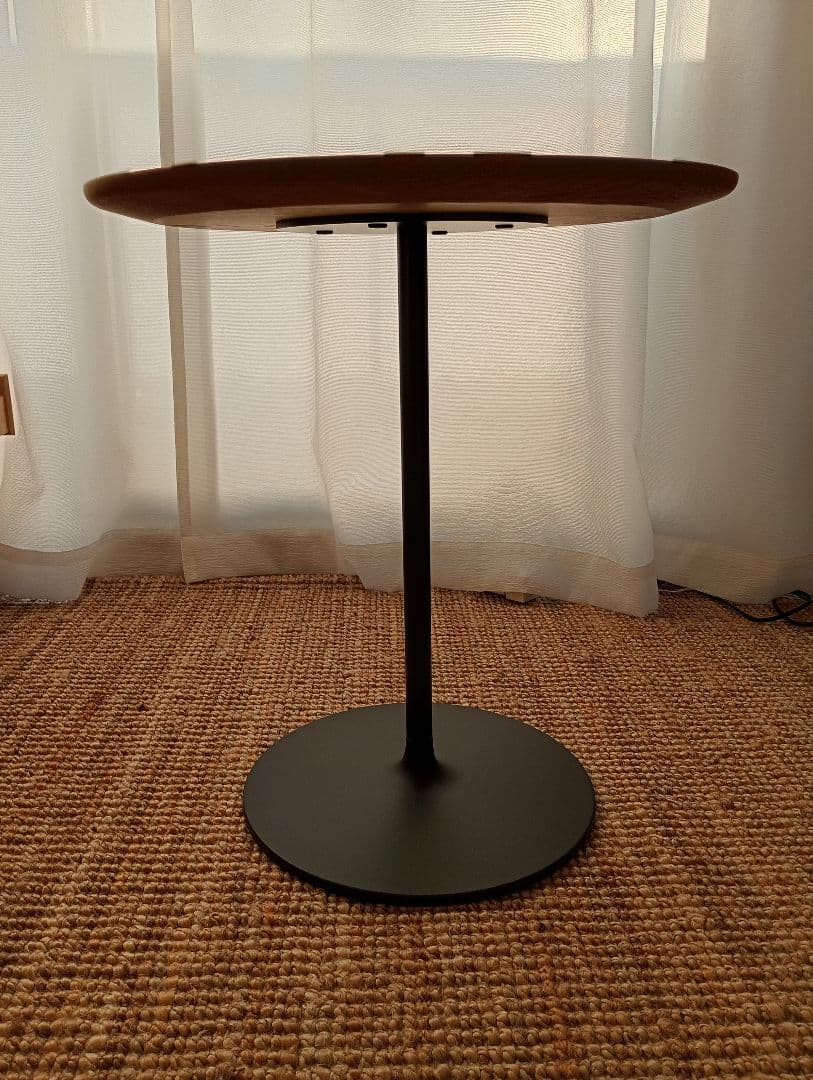 お値下げ中 vitra オケージョナル ローテーブル　直径50cm 高さ55cm