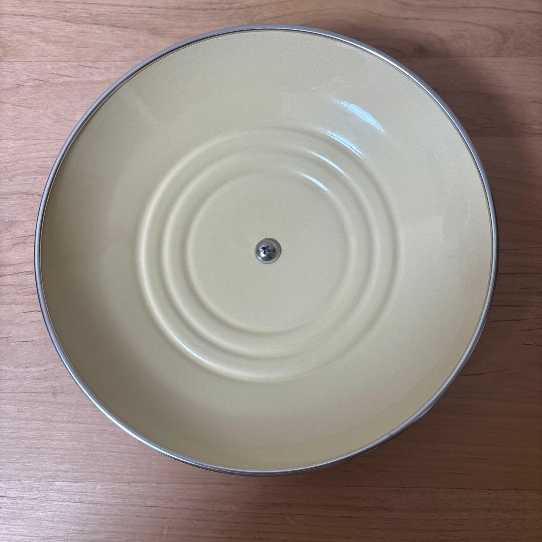 ル・クルーゼ　キャセロール　両手鍋　ピンク　18センチ