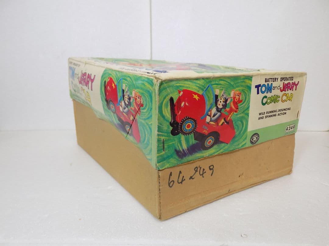 ブリキモダントーイ電動【TOM and JERRY COMIC CAR】動作品