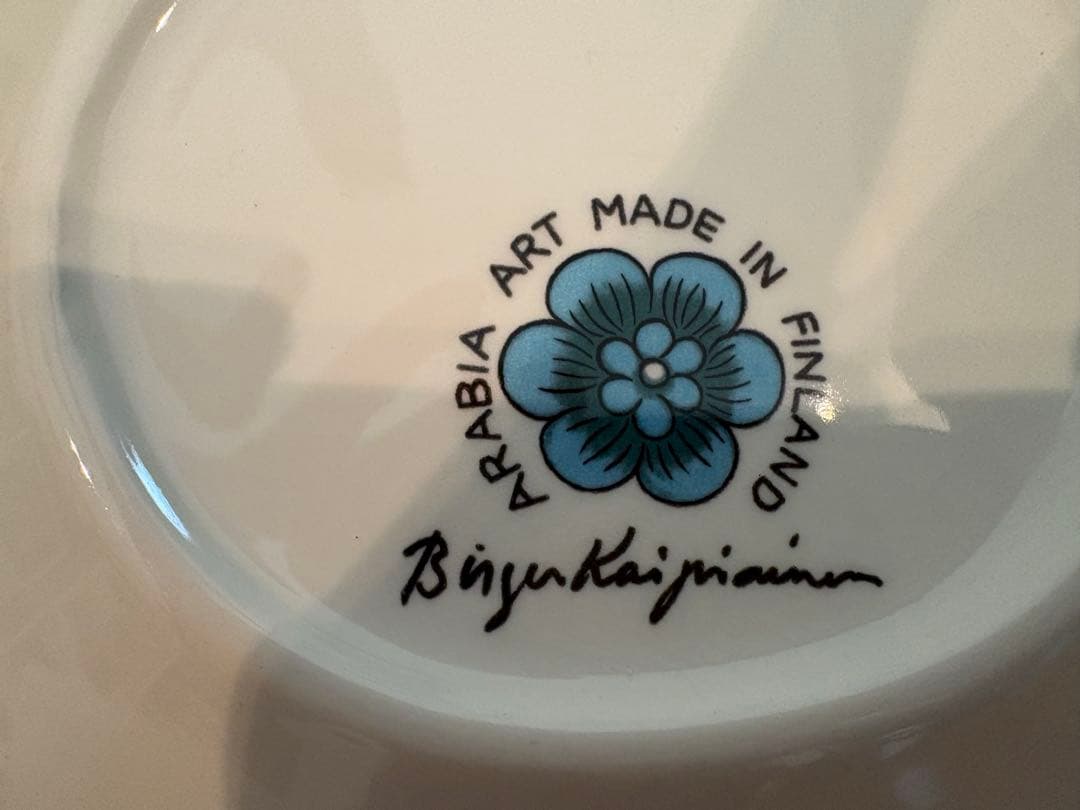 カイピアイネン　Arabia 鳥のプレート　Burger Kaipiainen