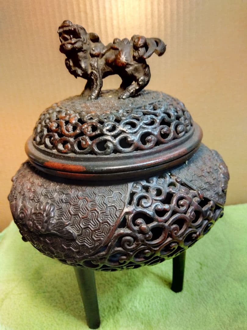 金属工芸　唐獅子　香炉