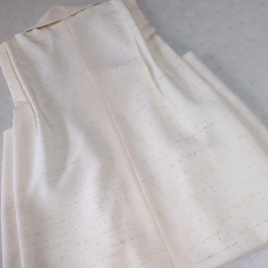 七五三３歳正絹アイボリー色に金糸が織り込まれた手縫いの被布（中綿無し）