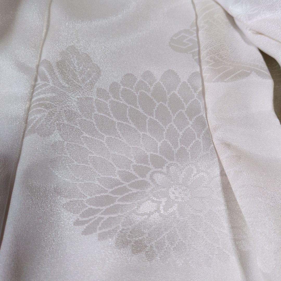 七五三３歳正絹アイボリー色に金糸が織り込まれた手縫いの被布（中綿無し）