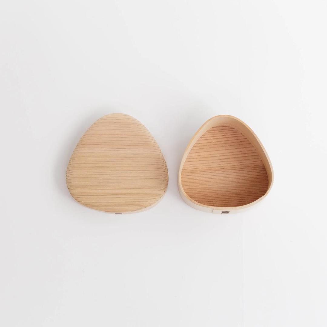 柴田慶信商店　曲げわっぱ　おむすび弁当箱 (三角) 新品未使用