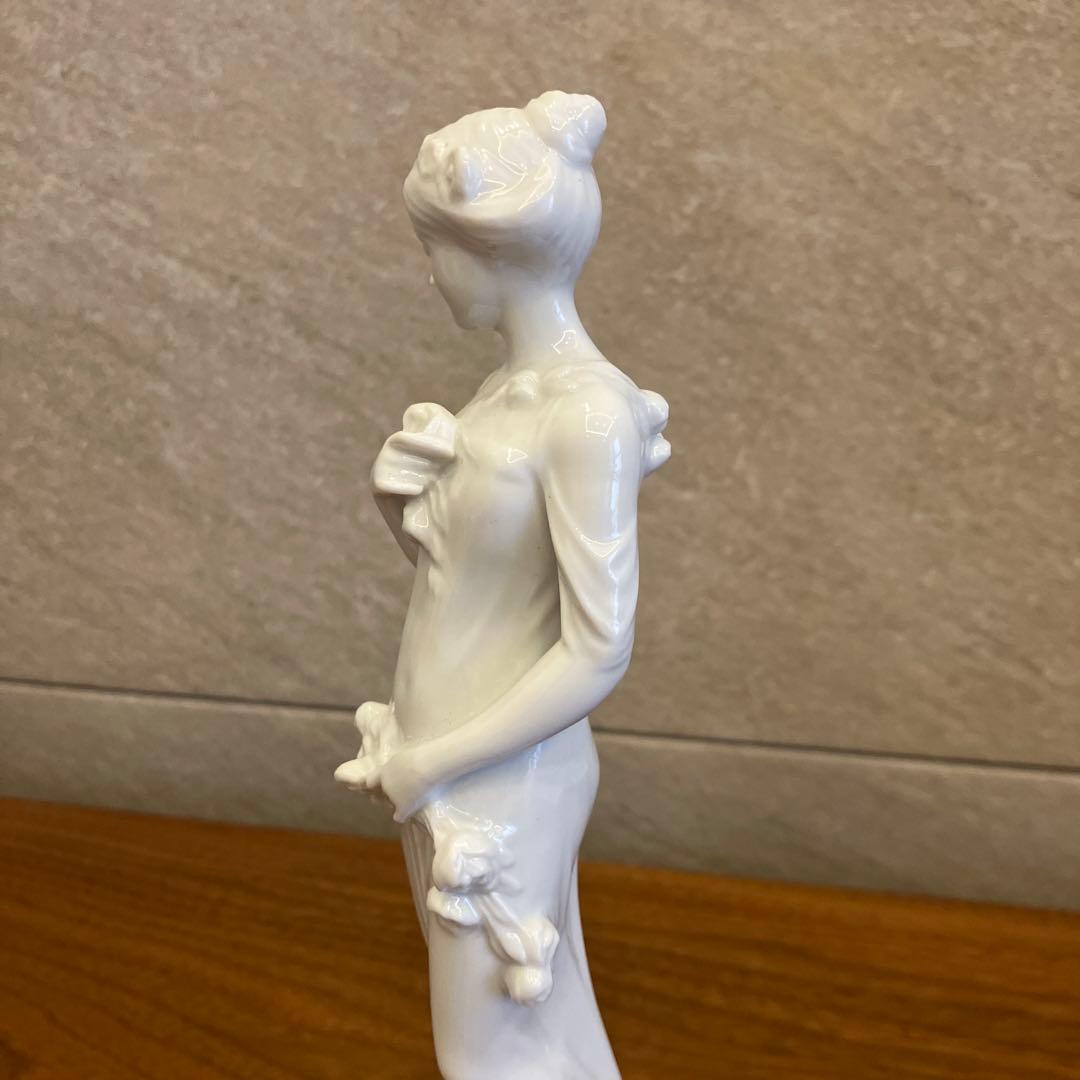 新品 リチャードジノリ フィギュリン フローラ レア品 貴重 フィギュア