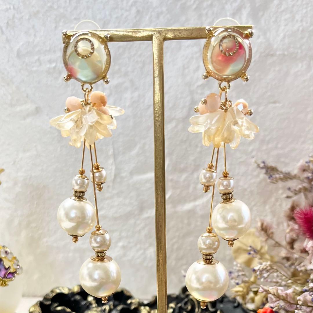 112 フラワー＆ビーズ✖︎パール　ハンドメイド　ピアスorイヤリング