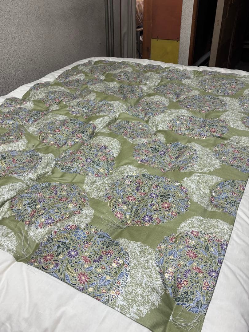 掛け布団　シングル　春秋用軽め