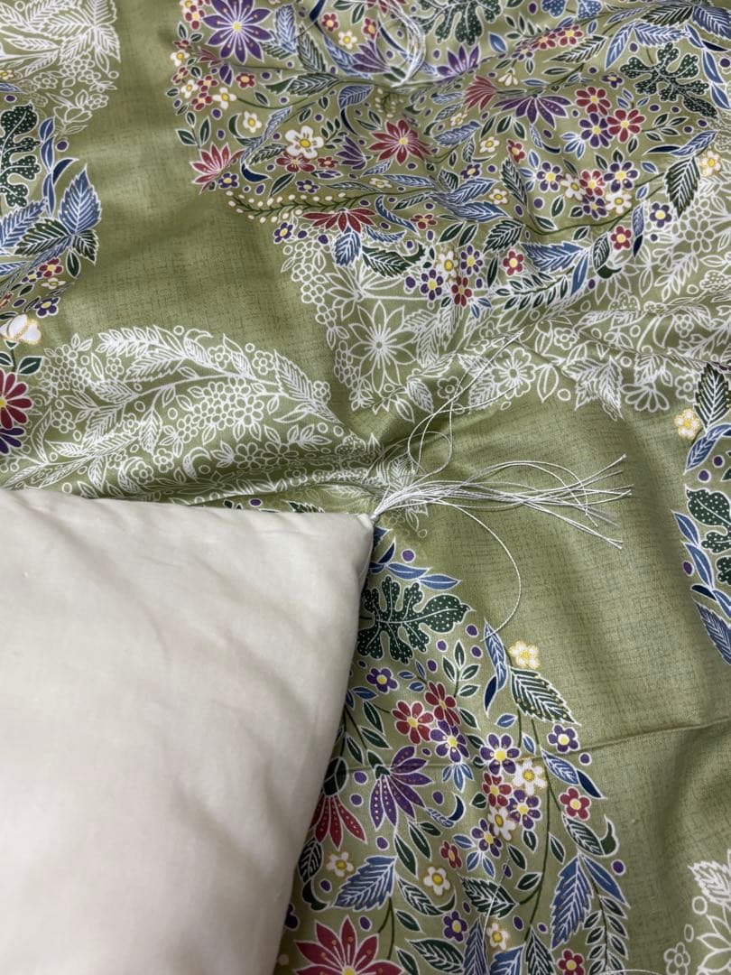 掛け布団　シングル　春秋用軽め