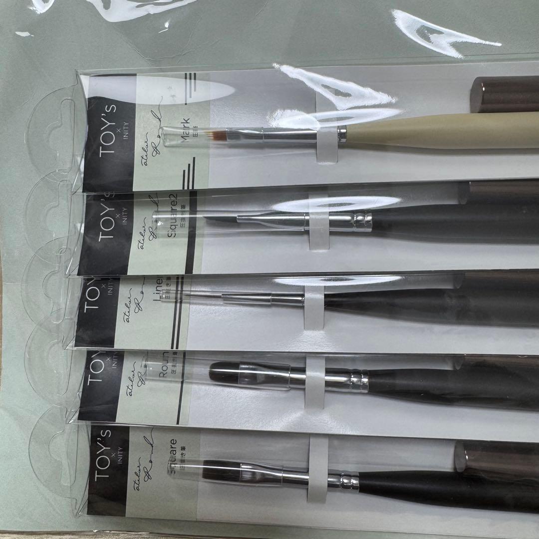 TOY'ｓ×INITY Brush atelier Rond
