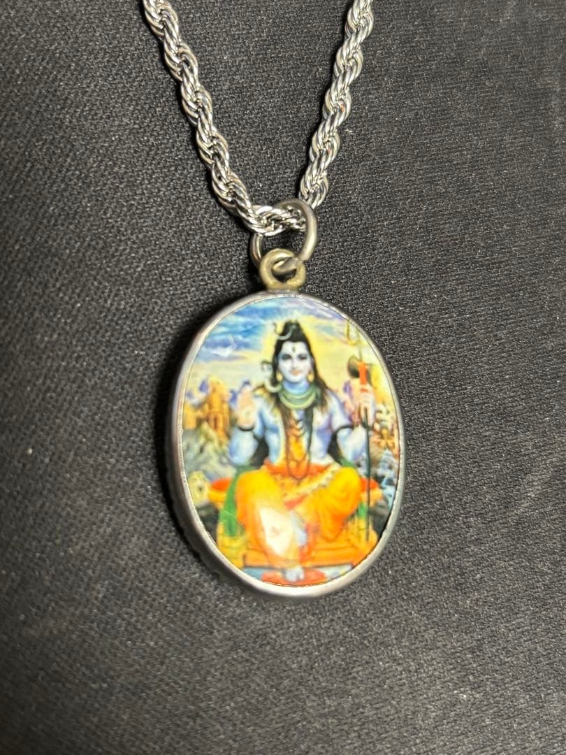 藤井風さん着用 オームペンダント - メルカリ