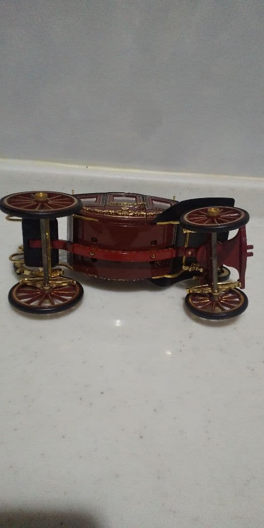 アンティーク昭和天皇馬車フィギュアロイヤルキングダム