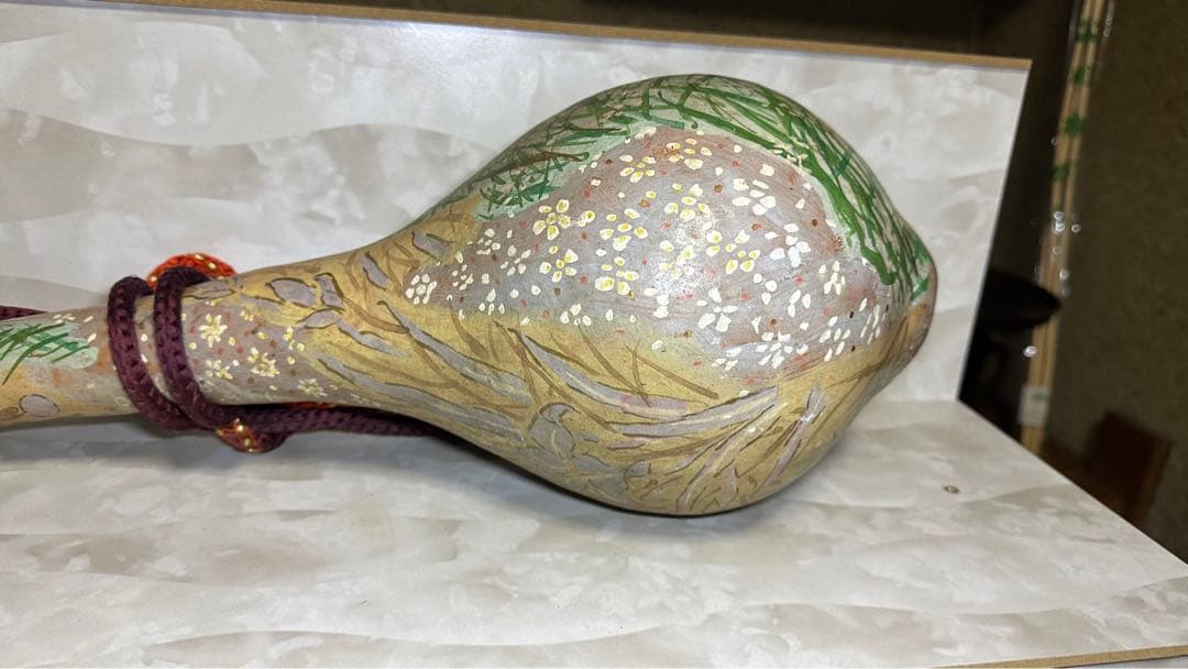 着物の絵付け師/逸品/ひょうたん/瓢箪/オブジェ/縁起物/組紐付き