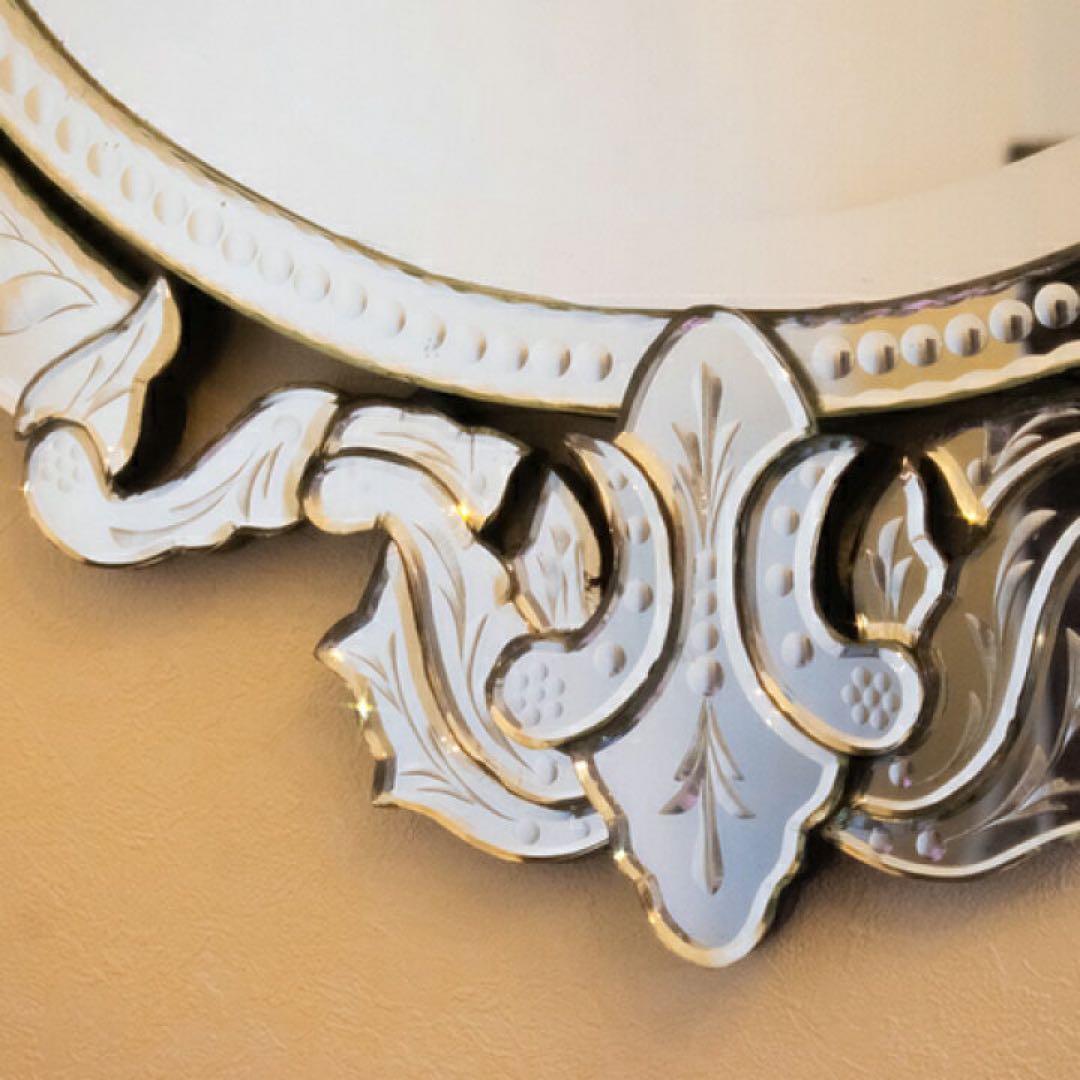 壁掛け鏡 壁掛けミラー アンティーク調ミラー 　ピースPeace