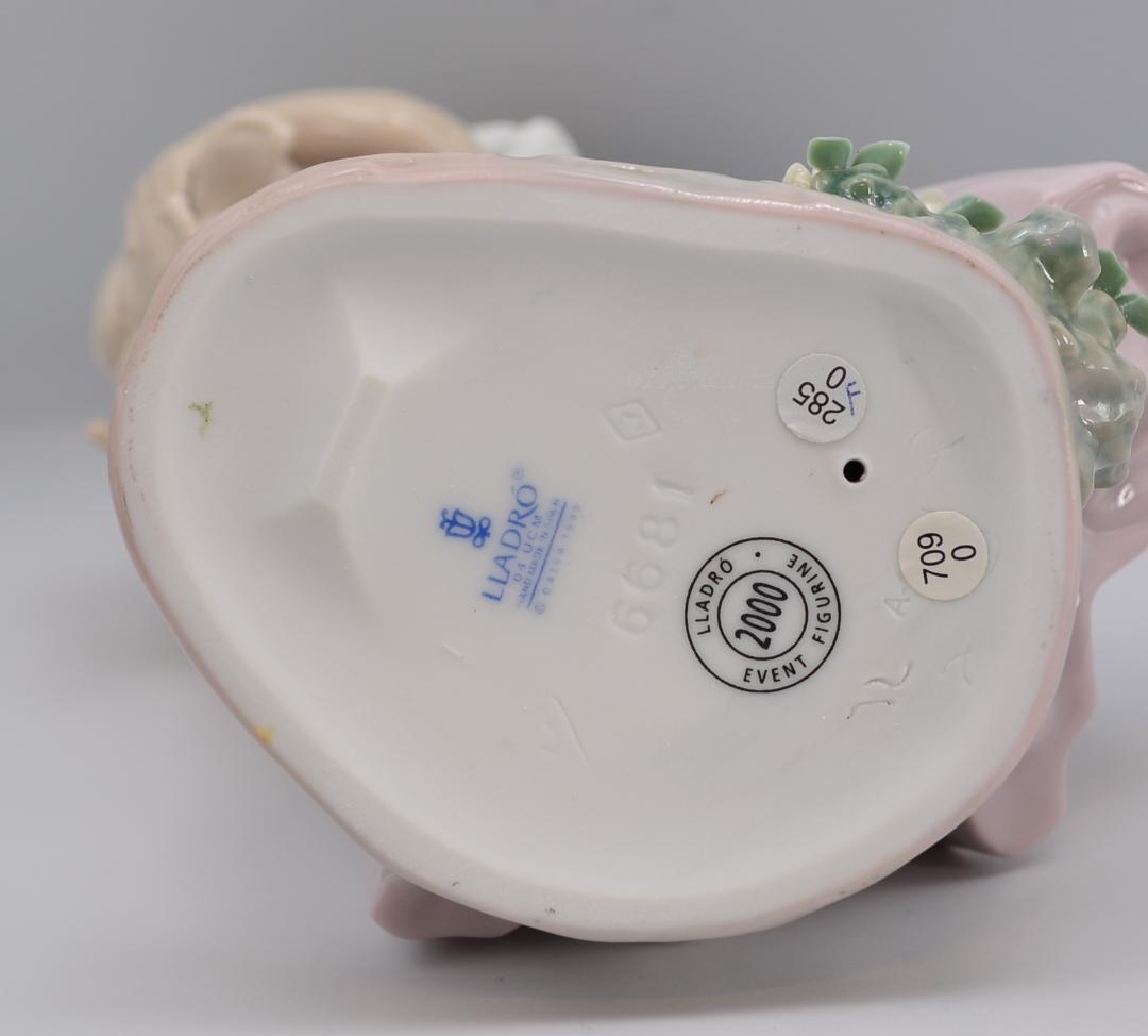 母親がわり　＃6681　★リヤドロ　スペイン　ポーセリン　ヴィンテージ　箱付き