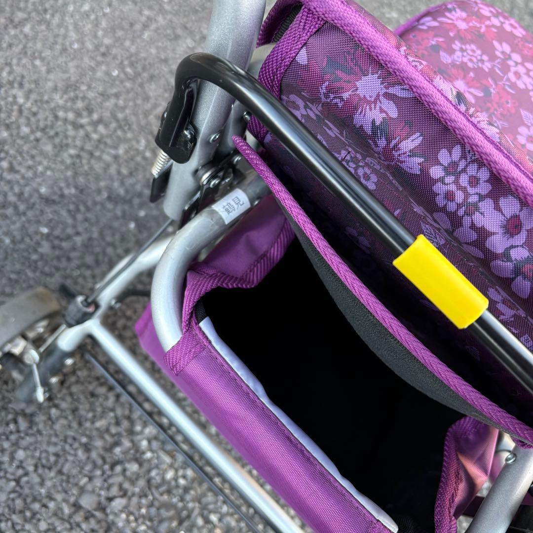 TacaoF シルバーカー 花柄 紫　座面　歩行補助 介護　幸和製作所