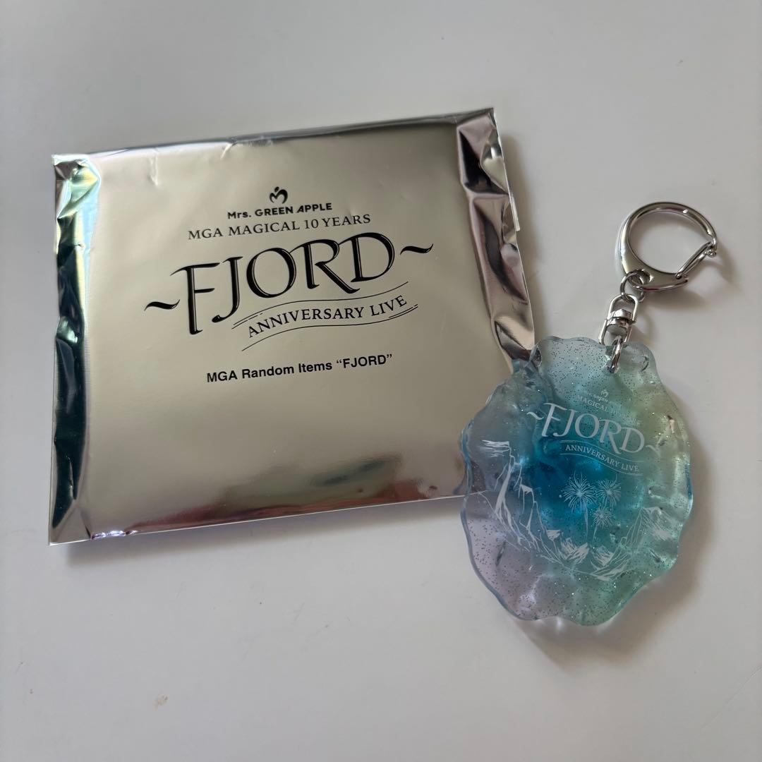 Mrs. GREEN APPLE FJORD キーホルダー - メルカリ