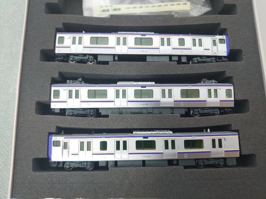 3両 E235系 1000番台 横須賀 総武快速線 良品