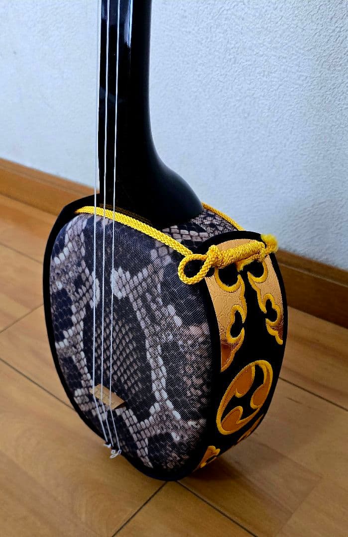 三線　【初心者向けセット・合皮】　オマケ付き