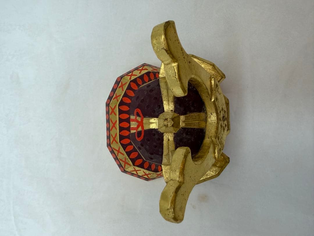 奈良一刀彫り　神泉作　兜　誠美堂