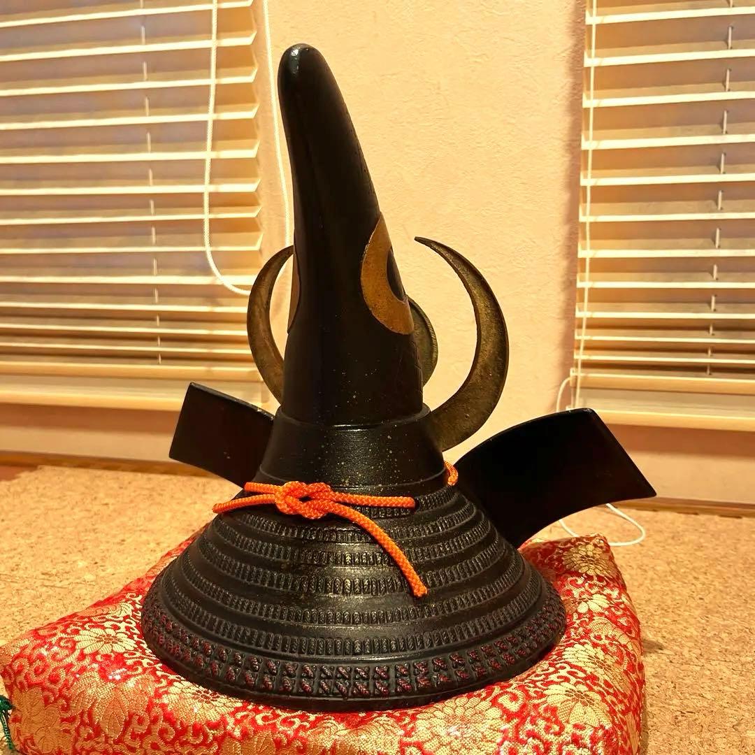 兜　鋳物　加藤清正公　端午の節句　座布団付き