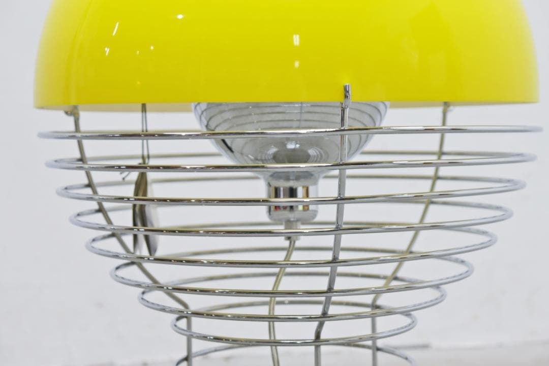 未使用 正規品 ヴェルナー パントン ワイヤーランプ 北欧 照明 イエロー