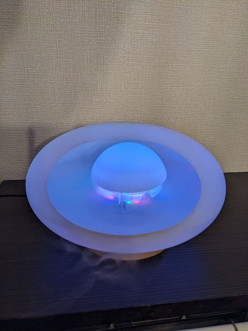 アロマディフューザー LEDライト付き 霧発生装置　加湿器