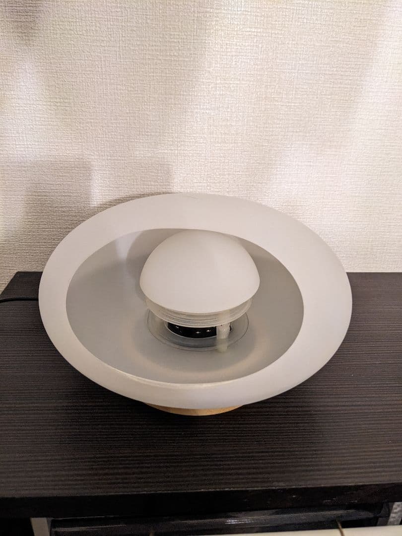 アロマディフューザー LEDライト付き 霧発生装置　加湿器