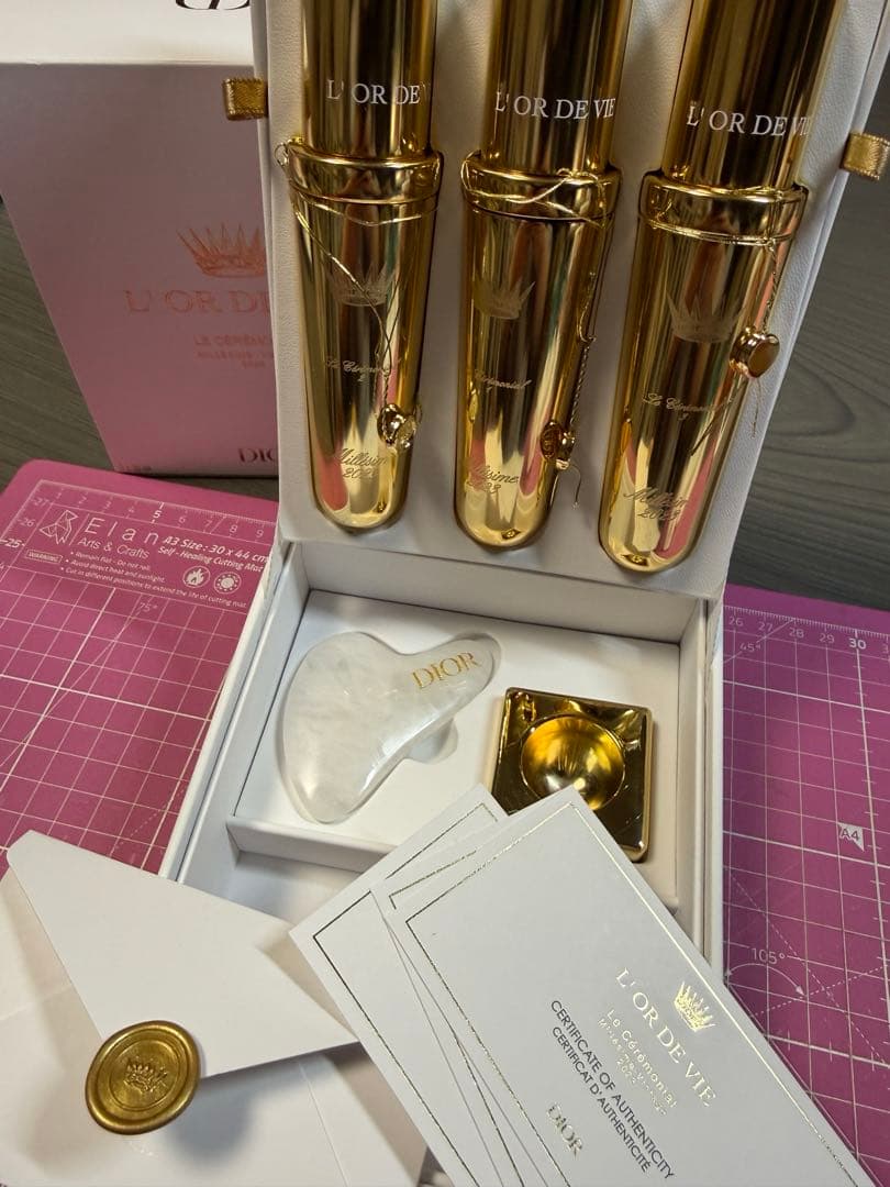 限定品！ディオール　オードヴィ　ル　セレモニアル　ヴィンテージ2023