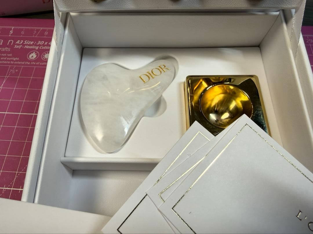 限定品！ディオール　オードヴィ　ル　セレモニアル　ヴィンテージ2023