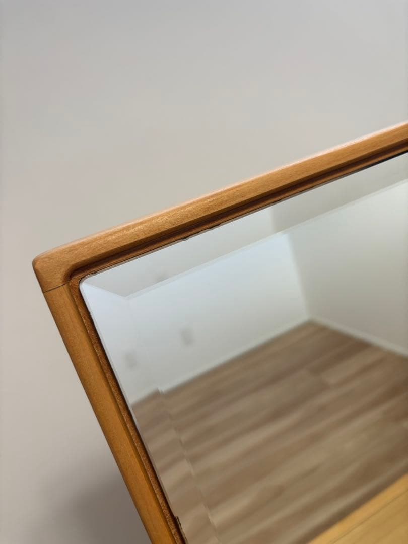 ERIS70 ドレッサー　鏡　コンセント付き　アルダー材　無垢材　スツール別売り