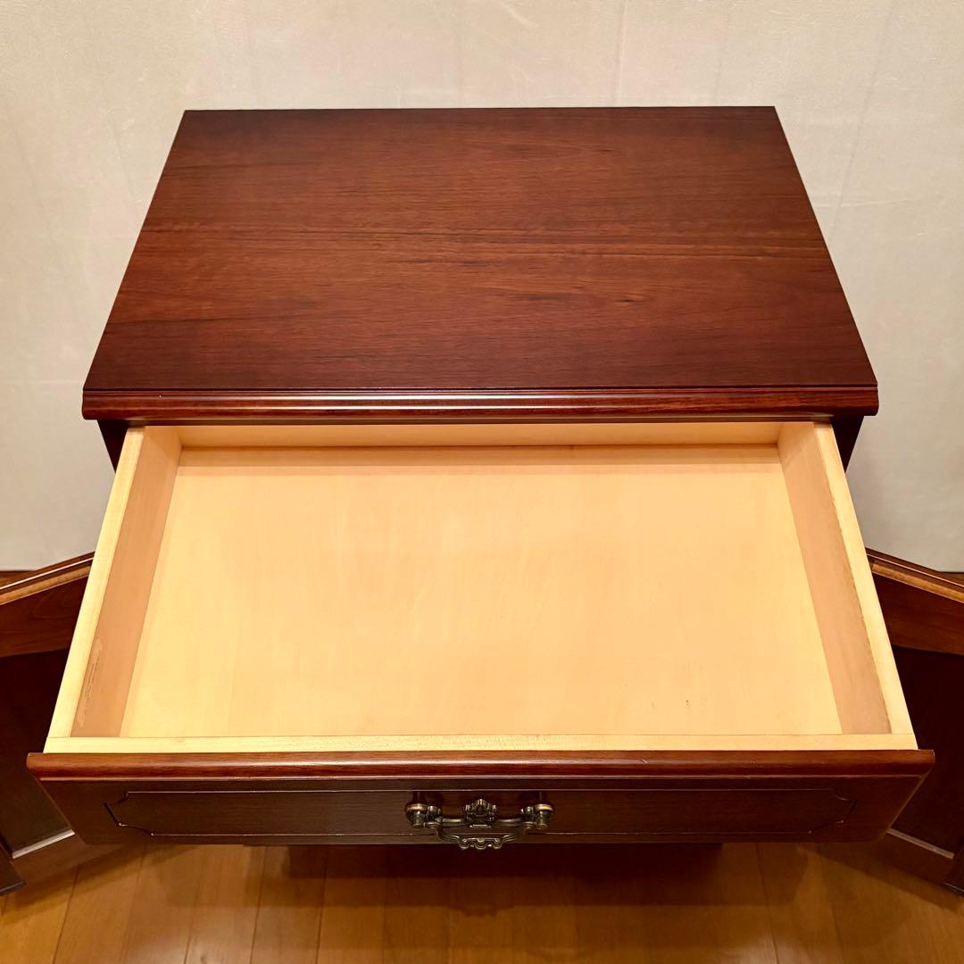 【karimoku】\"コロニアル\"キャビネットQC1905NK(2009年製)